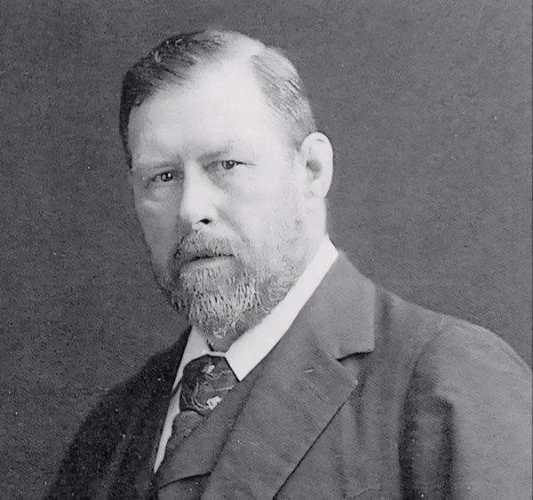 Foto che ritrae Bram Stoker nel 1906.